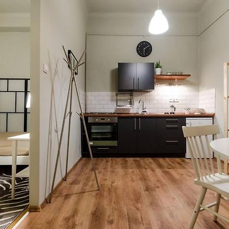 Cosy Apartment In Party District K30 Budapest Esterno foto