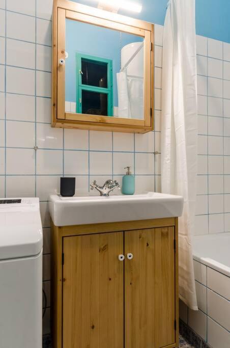 Cosy Apartment In Party District K30 Budapest Esterno foto