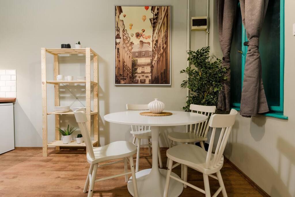 Cosy Apartment In Party District K30 Budapest Esterno foto