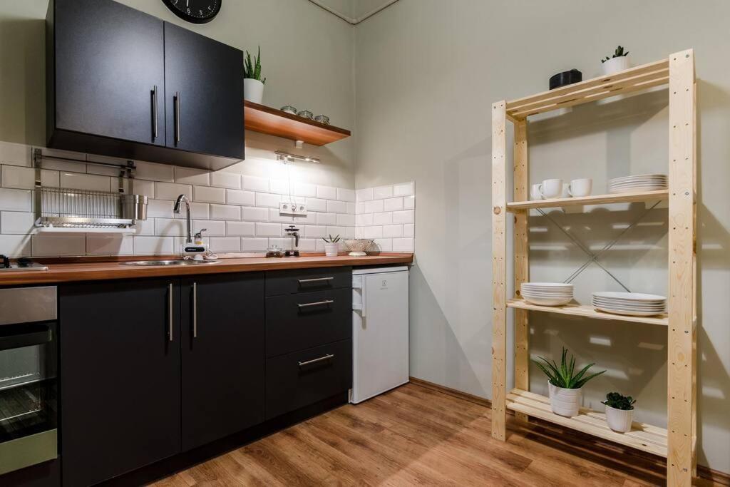 Cosy Apartment In Party District K30 Budapest Esterno foto