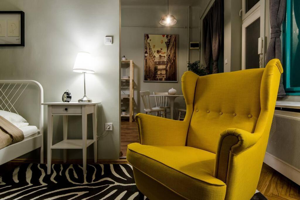 Cosy Apartment In Party District K30 Budapest Esterno foto